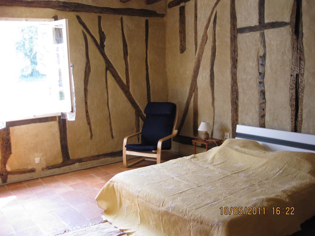 Relais Du Haget Bed & Breakfast Cravenceres Bagian luar foto