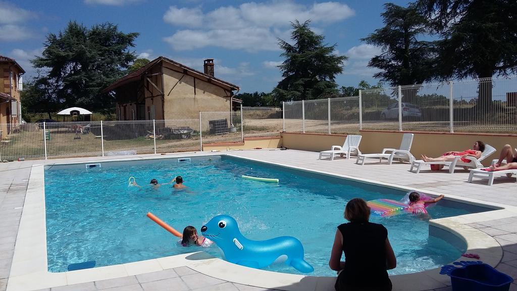 Relais Du Haget Bed & Breakfast Cravenceres Bagian luar foto
